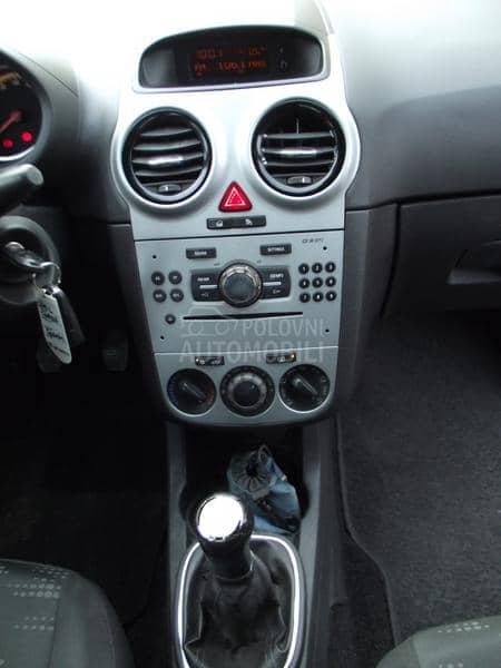 Opel Corsa D 1.2 B-G NOV