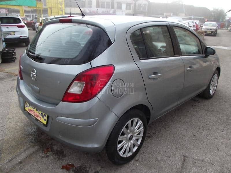 Opel Corsa D 1.2 B-G NOV