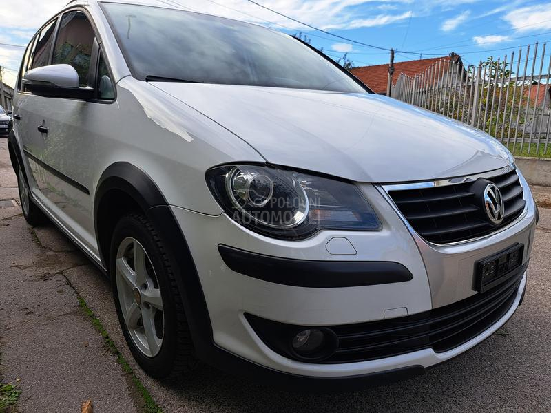 Volkswagen Touran 1.4cross