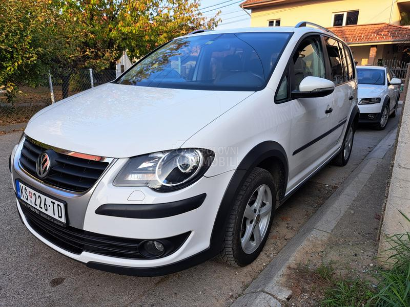 Volkswagen Touran 1.4cross