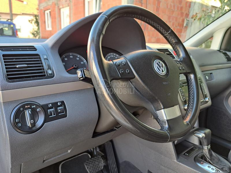 Volkswagen Touran 1.4cross