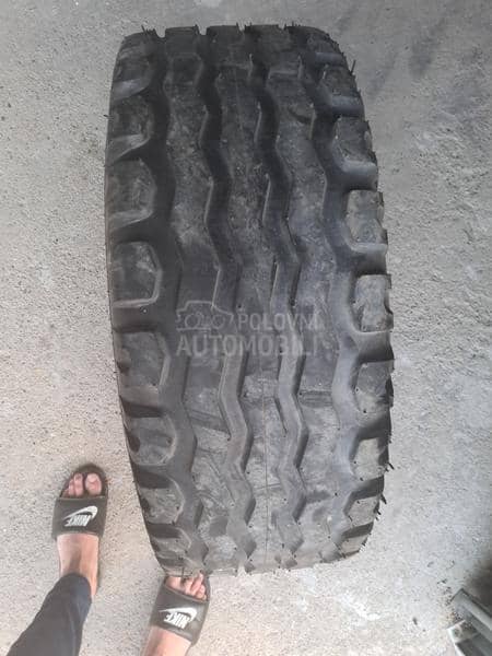 BKT 260/80 R15.3