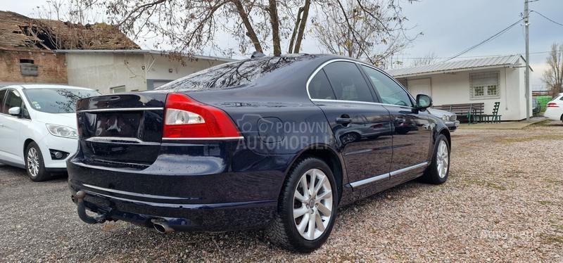 Volvo S80 2.4 D5 Summum