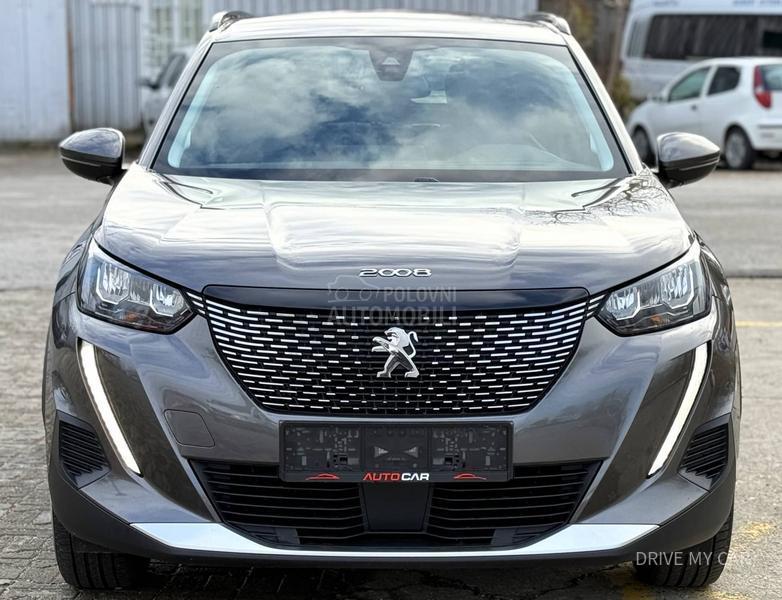 Peugeot 2008 1.5 HDI ALLURE EAT8