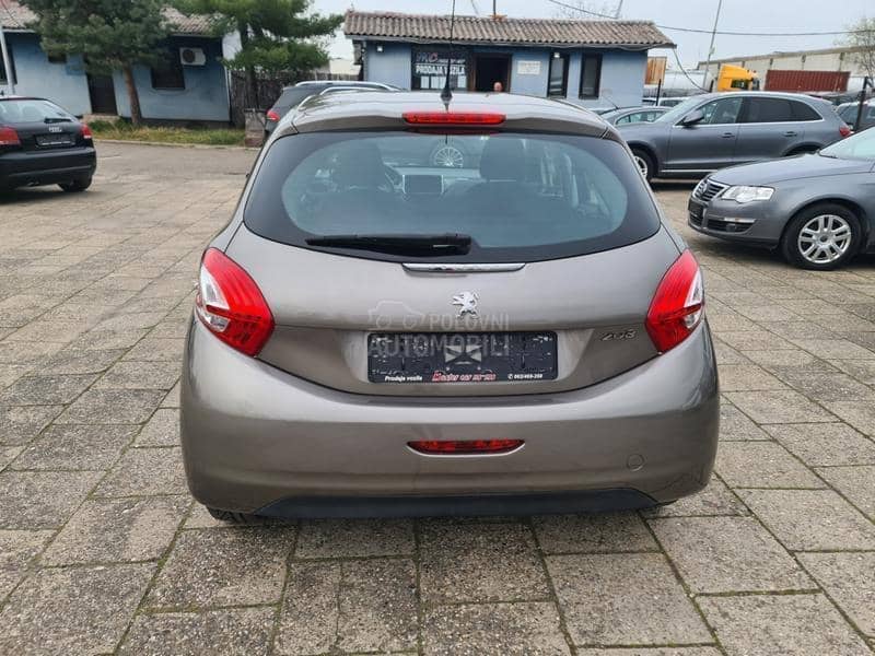 Peugeot 208 1.4hdi 8v pravi k m