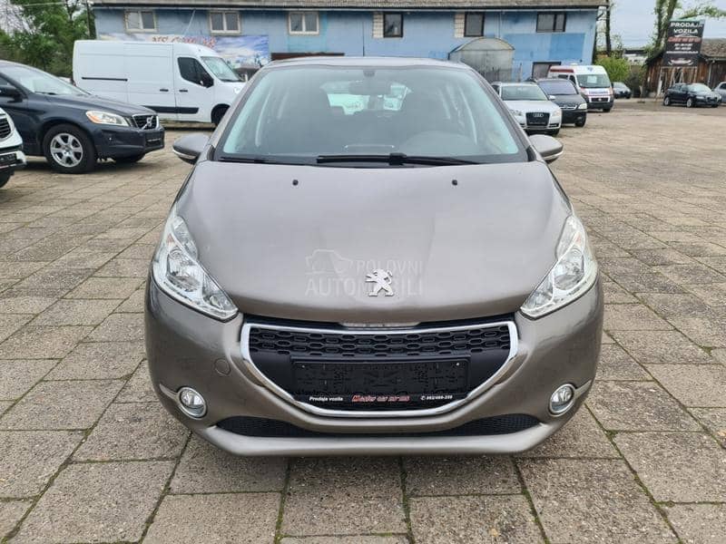 Peugeot 208 1.4hdi 8v pravi k m