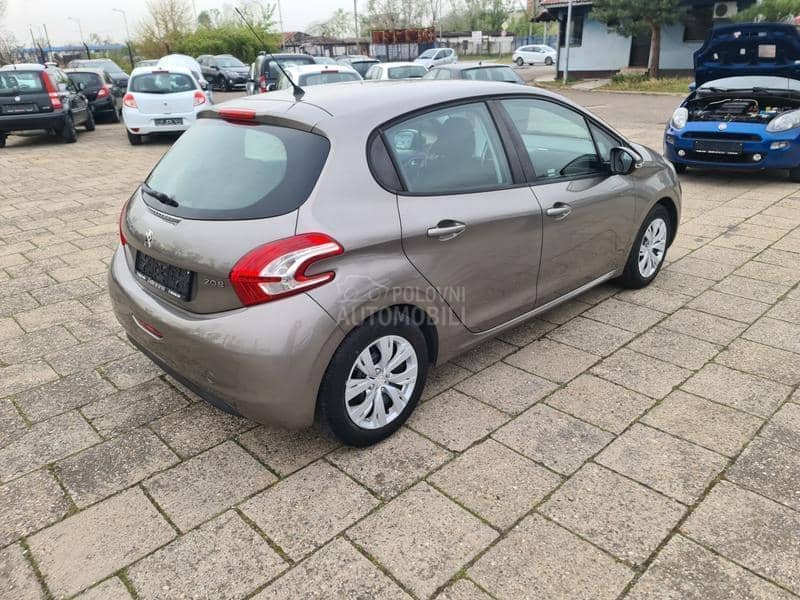 Peugeot 208 1.4hdi 8v pravi k m