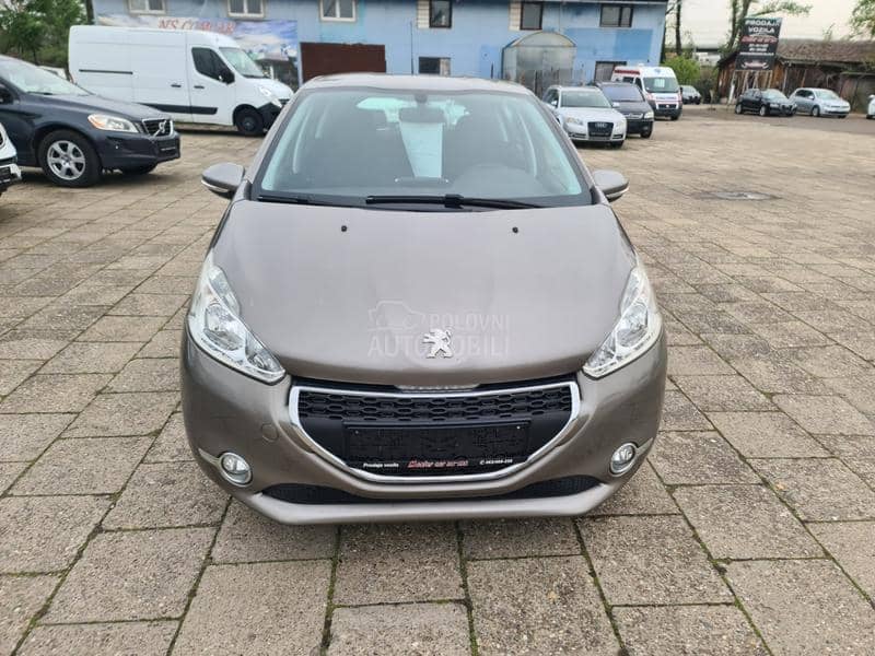 Peugeot 208 1.4hdi 8v pravi k m