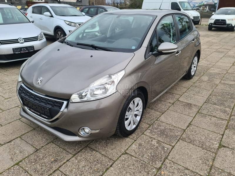 Peugeot 208 1.4hdi 8v pravi k m