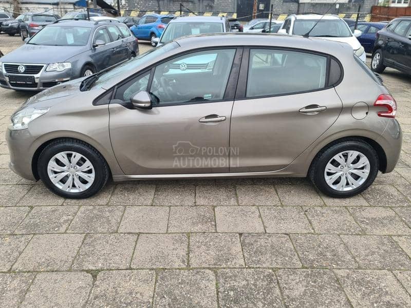 Peugeot 208 1.4hdi 8v pravi k m