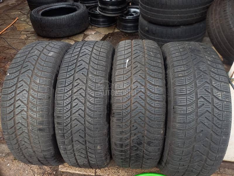 Pirelli 195/55 R16 Zimska