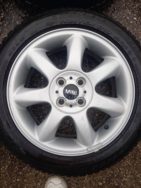 Pirelli 195/55 R16 Zimska