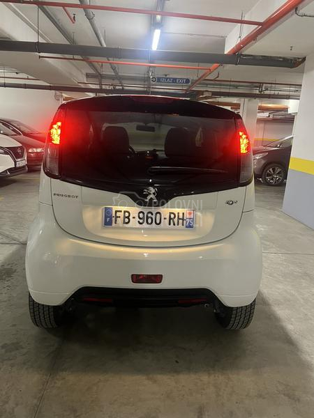 Peugeot iOn Ful Electric