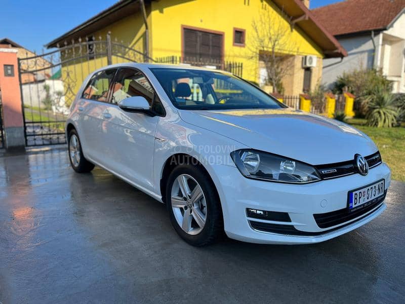 Volkswagen Golf 7 1.4 TGI HIGHLINE