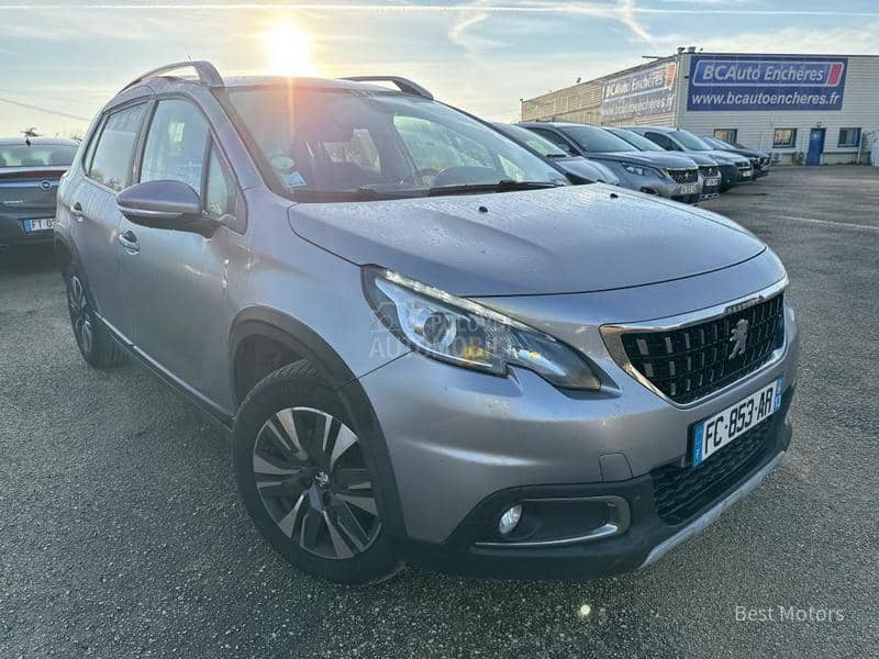 Peugeot 2008 1.5hdi eat6 allure