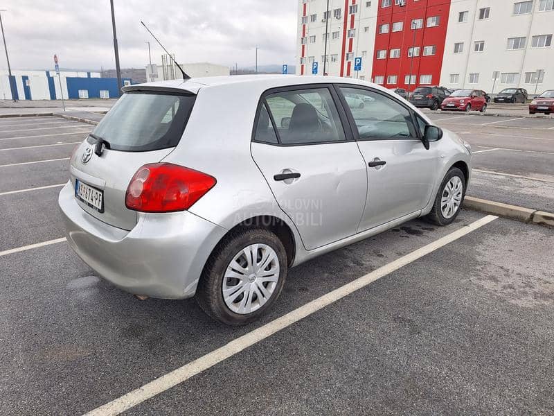 Toyota Auris vvt-i