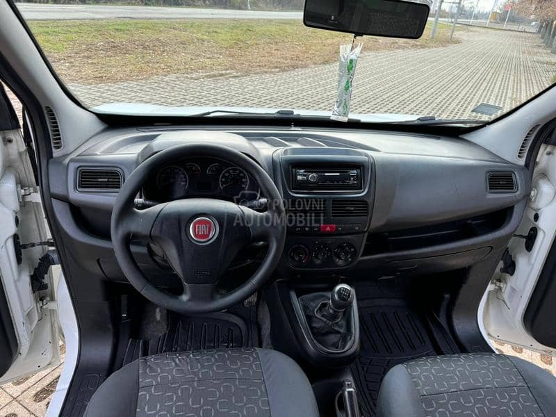 Fiat Doblo 1.6jtdm 5 sedista M.A.X.i