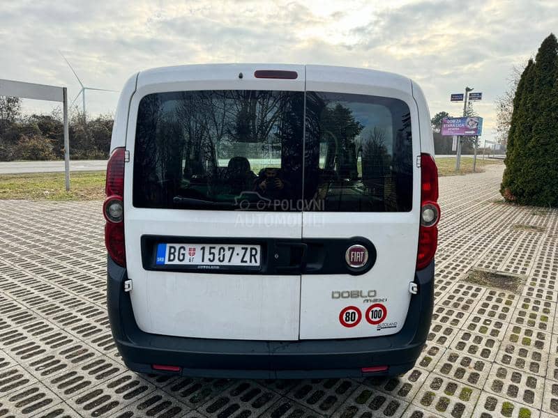 Fiat Doblo 1.6jtdm 5 sedista M.A.X.i