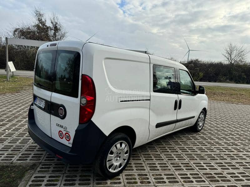 Fiat Doblo 1.6jtdm 5 sedista M.A.X.i