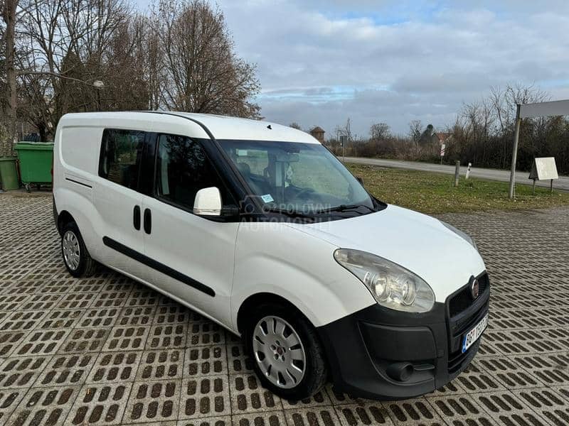 Fiat Doblo 1.6jtdm 5 sedista M.A.X.i