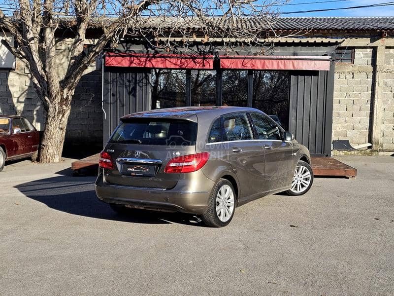 Mercedes Benz B 200 Exclusive