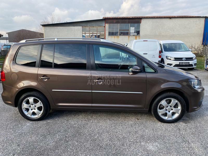 Volkswagen Touran 1.4tgi highline DSG