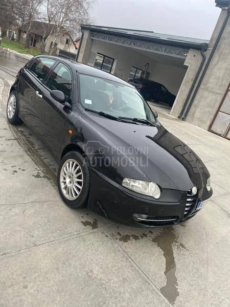 Alfa Romeo 147 twin spark