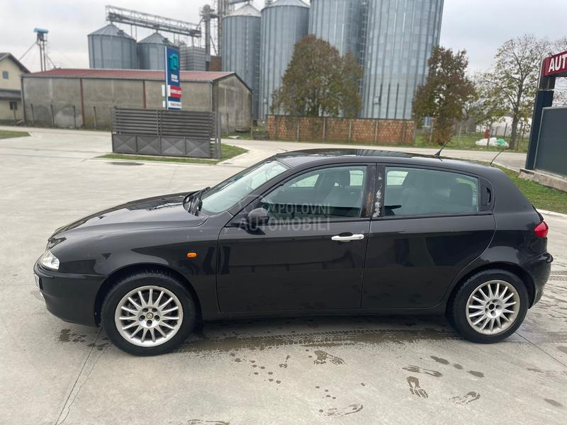 Alfa Romeo 147 twin spark