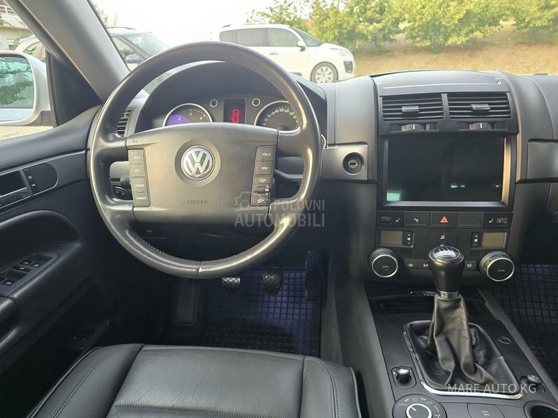 Volkswagen Touareg 2.5TDI/KOZA/NAV/NOV