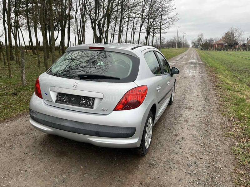 Peugeot 207 1,4