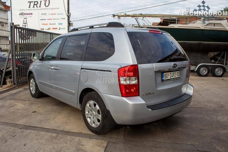 Kia Carnival CRDI 7 sedista SRB