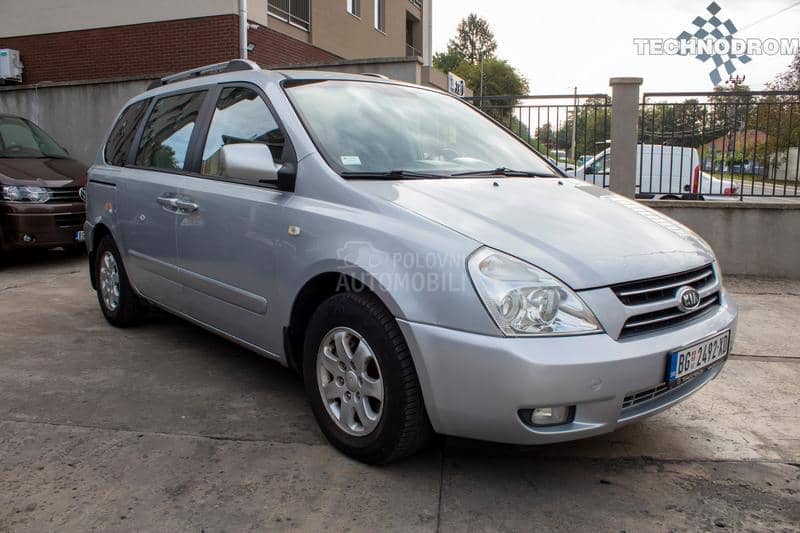 Kia Carnival CRDI 7 sedista SRB