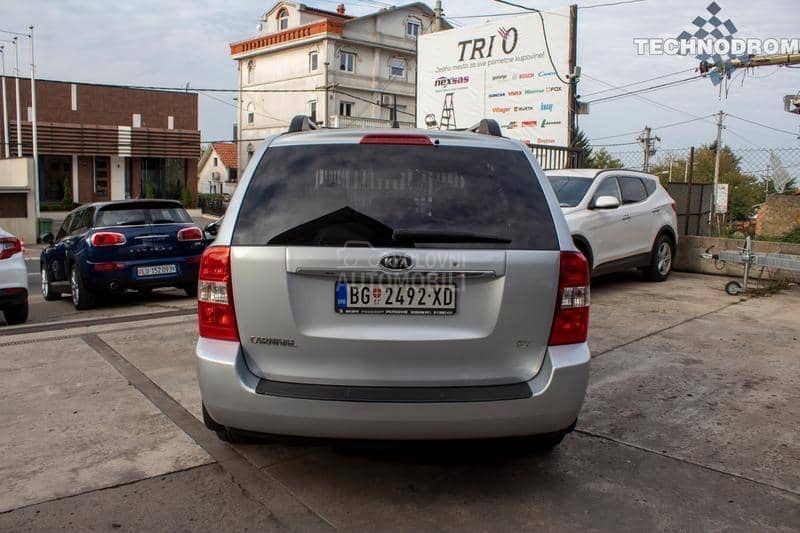 Kia Carnival CRDI 7 sedista SRB