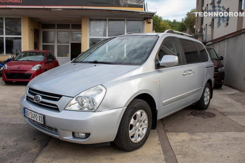 Kia Carnival CRDI 7 sedista SRB