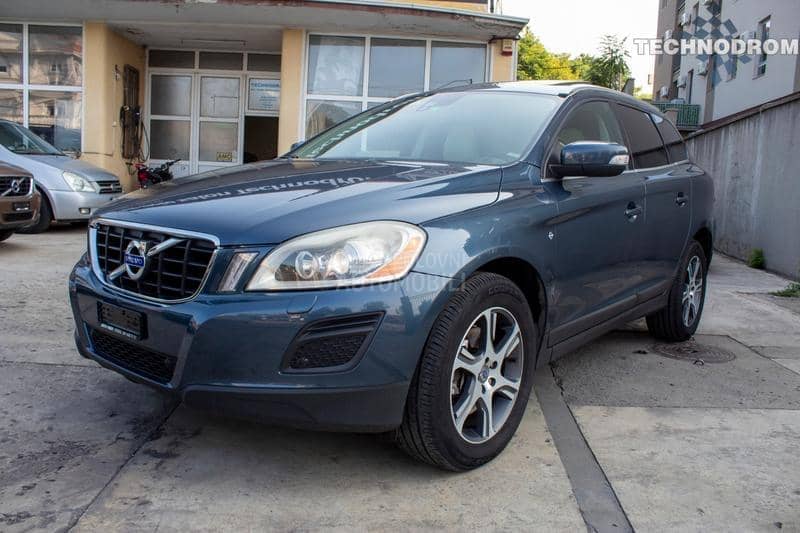 Volvo XC60 2.4 D3 AWD PANO.NAV