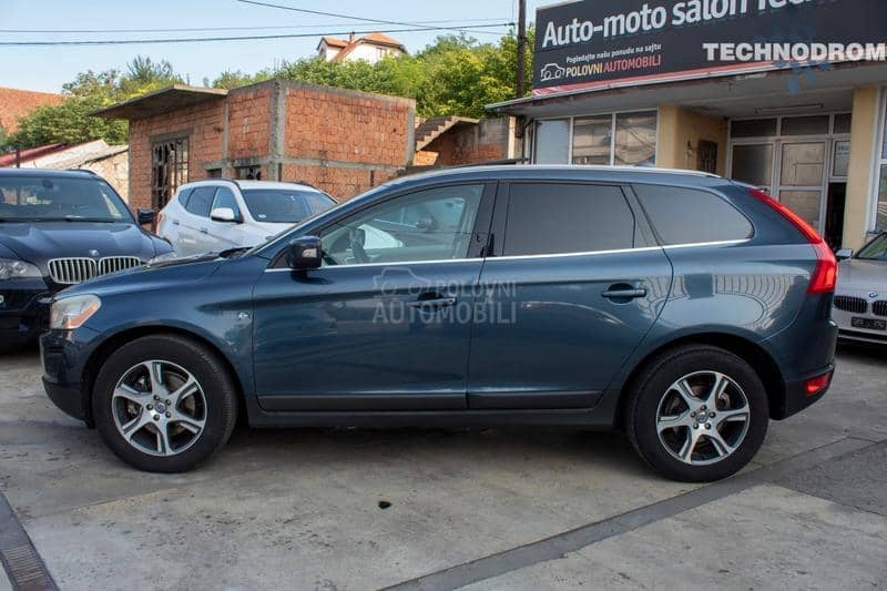 Volvo XC60 2.4 D3 AWD PANO.NAV