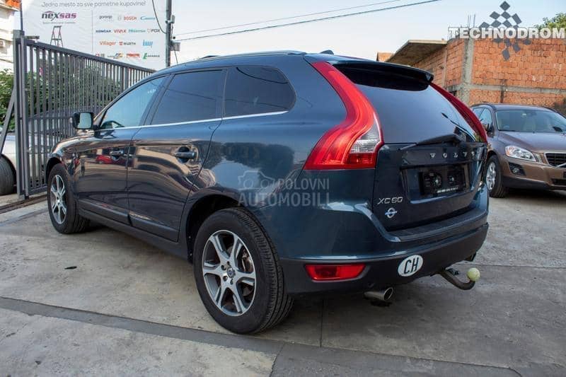 Volvo XC60 2.4 D3 AWD PANO.NAV