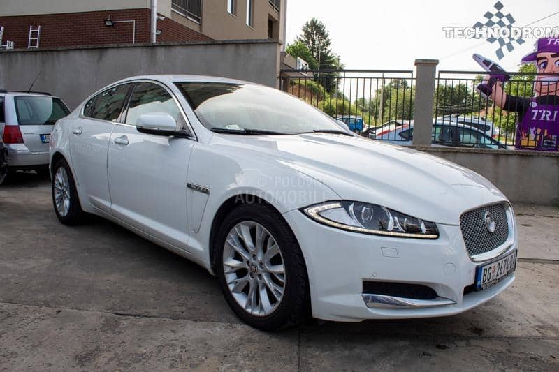 Jaguar XF 2.2d 200hp