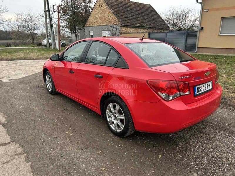 Chevrolet Cruze 2.0