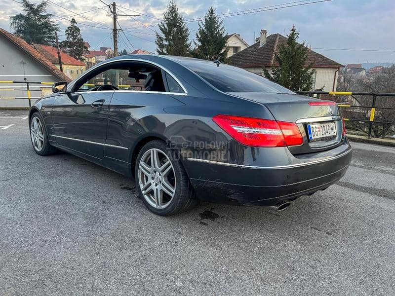 Mercedes Benz E 250 W212