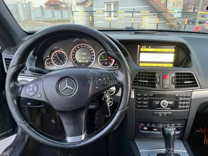 Mercedes Benz E 250 W212