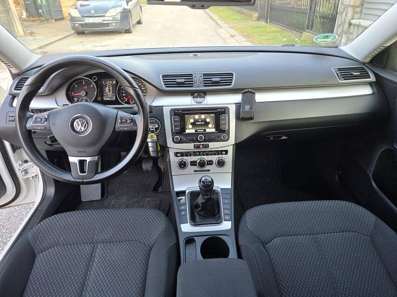 Volkswagen Passat B7 1.6 tdi