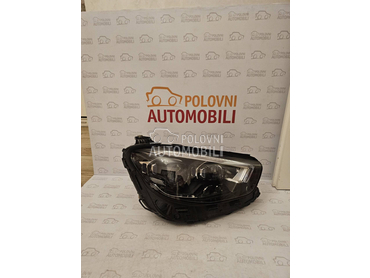 Desni LCI far W213 za Mercedes Benz E 124, E 200, E 220 ... od 2021. do 2025. god.