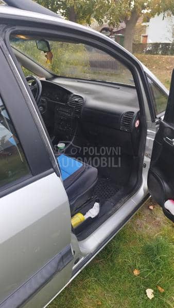 Opel Zafira 1.8