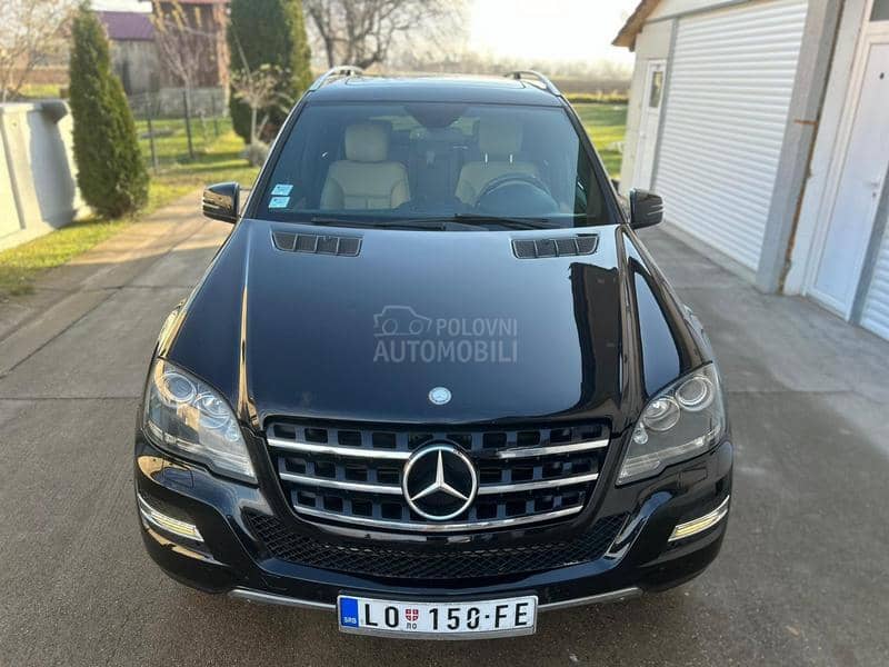 Mercedes Benz ML 350 Grand Edition