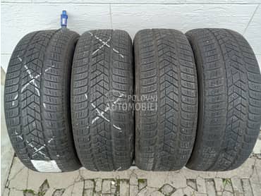 Pirelli 235/60 R18 Zimska