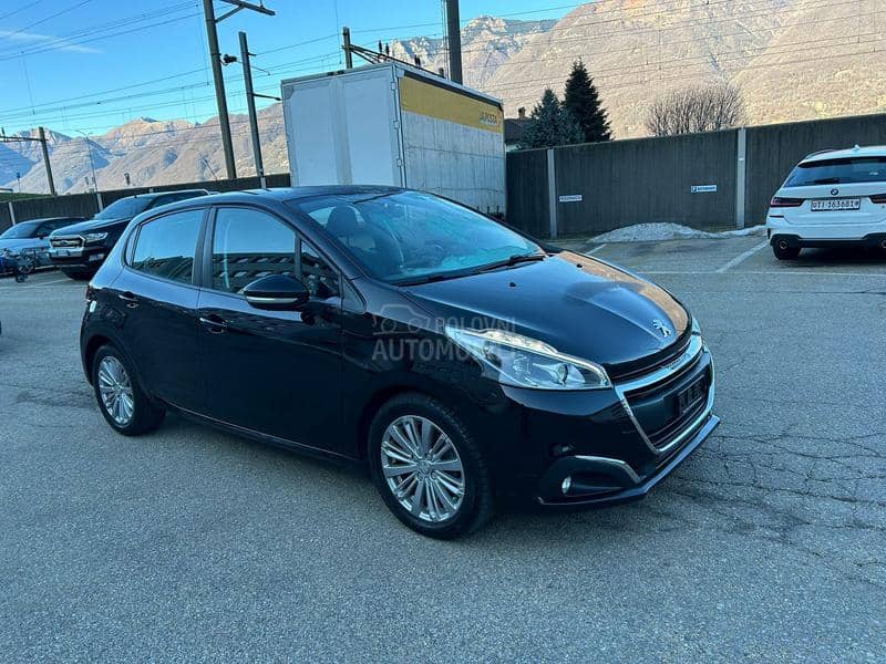 Peugeot 208 1.5hdi/CH/N O O V