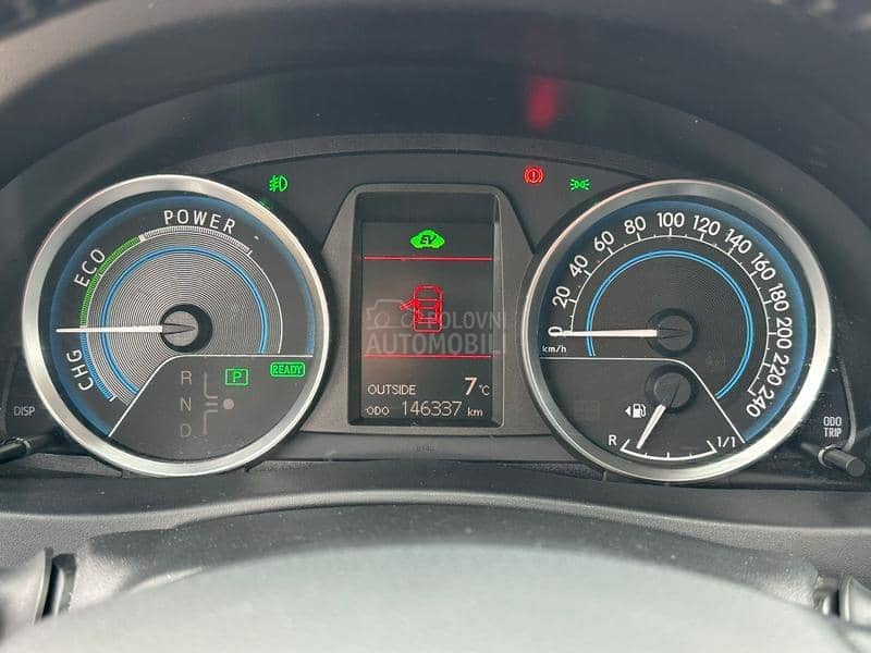 Toyota Auris 1.8 HYBRID CVT LUNA