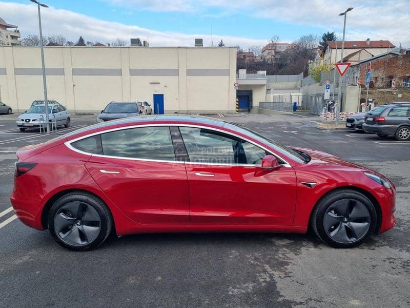 Tesla Model 3 Long Range Dual Awd