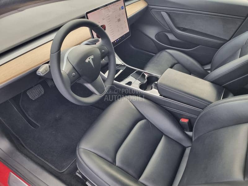 Tesla Model 3 Long Range Dual Awd